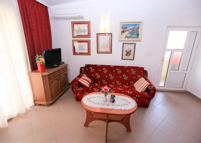 Franc Apartment Povljana